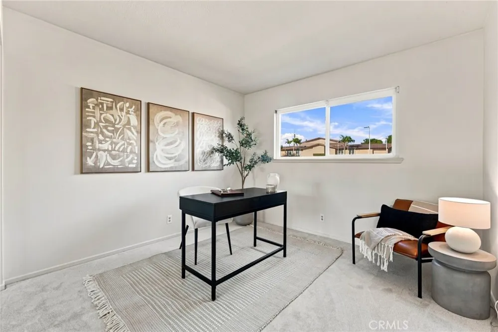 2762 Tern Circle Costa Mesa, CA 92626