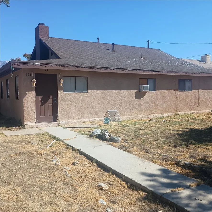 421 E Barbour Street Banning, CA 92220