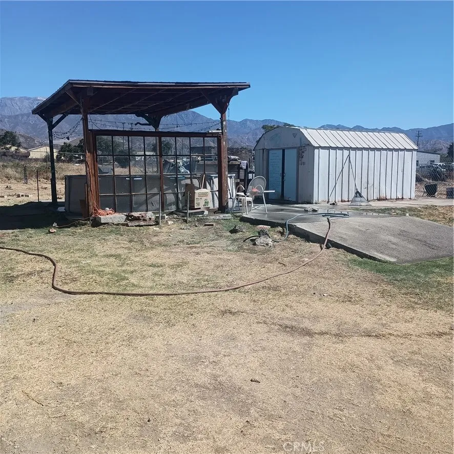 421 E Barbour Street Banning, CA 92220