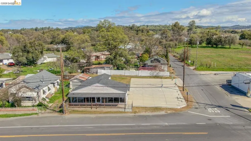 60 Main St Angels Camp, CA 95222
