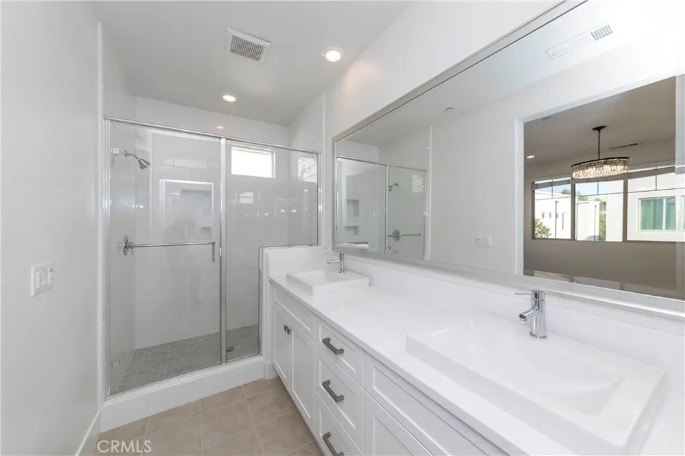 139 Terrapin Irvine, CA 92618