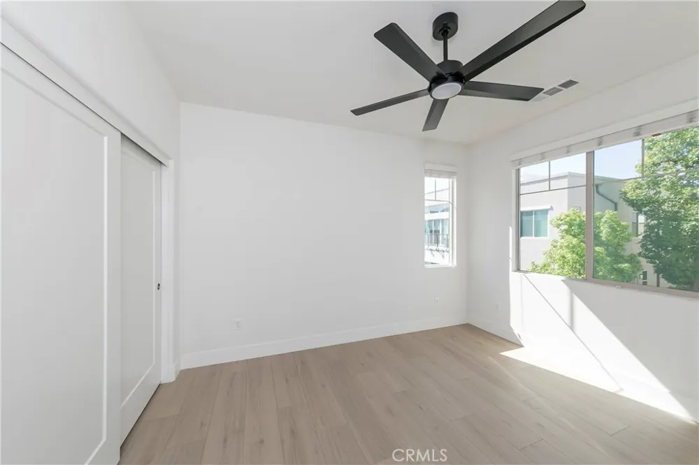 139 Terrapin Irvine, CA 92618