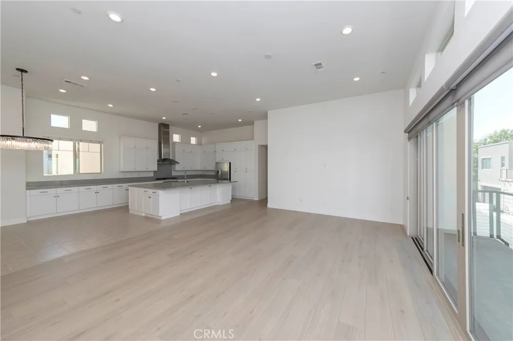 139 Terrapin Irvine, CA 92618