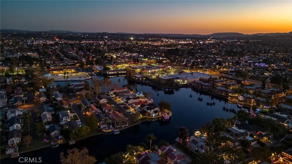 22752 Bayshore Lane Lake Forest, CA 92630