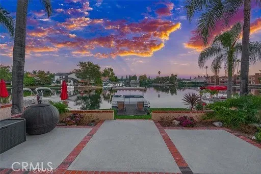 22752 Bayshore Lane Lake Forest, CA 92630