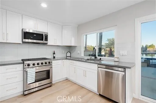 22752 Bayshore Lane Lake Forest, CA 92630