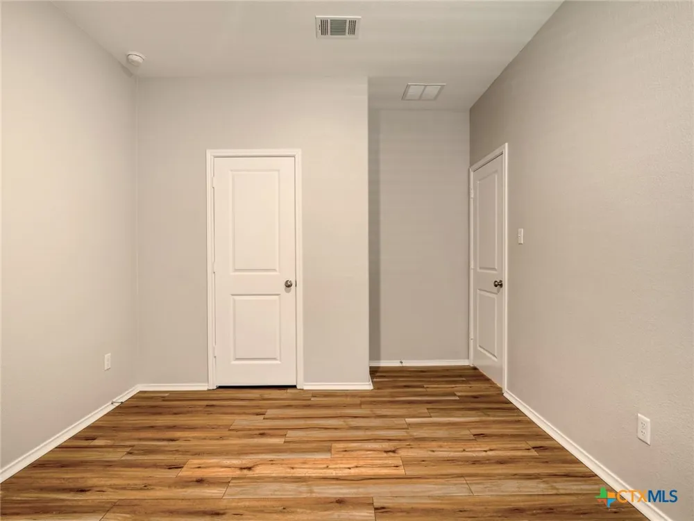 224 Grey Slate Avenue Marble Falls, TX 78654