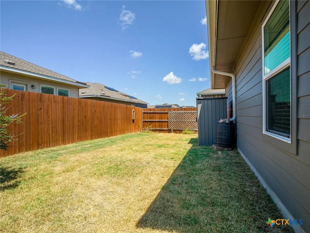 224 Grey Slate Avenue Marble Falls, TX 78654