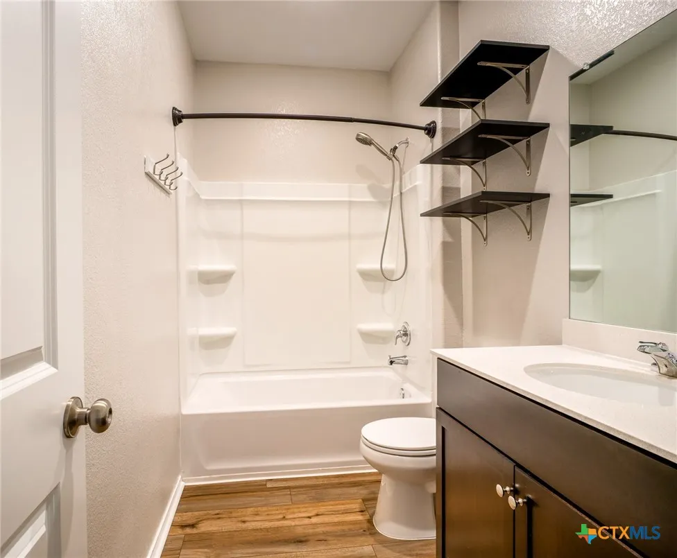 224 Grey Slate Avenue Marble Falls, TX 78654