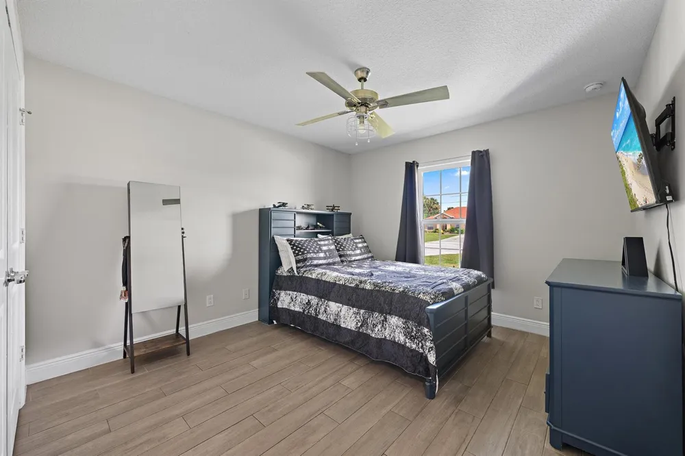 1002 SW JACQUELINE AVENUE Port St. Lucie, FL 34953