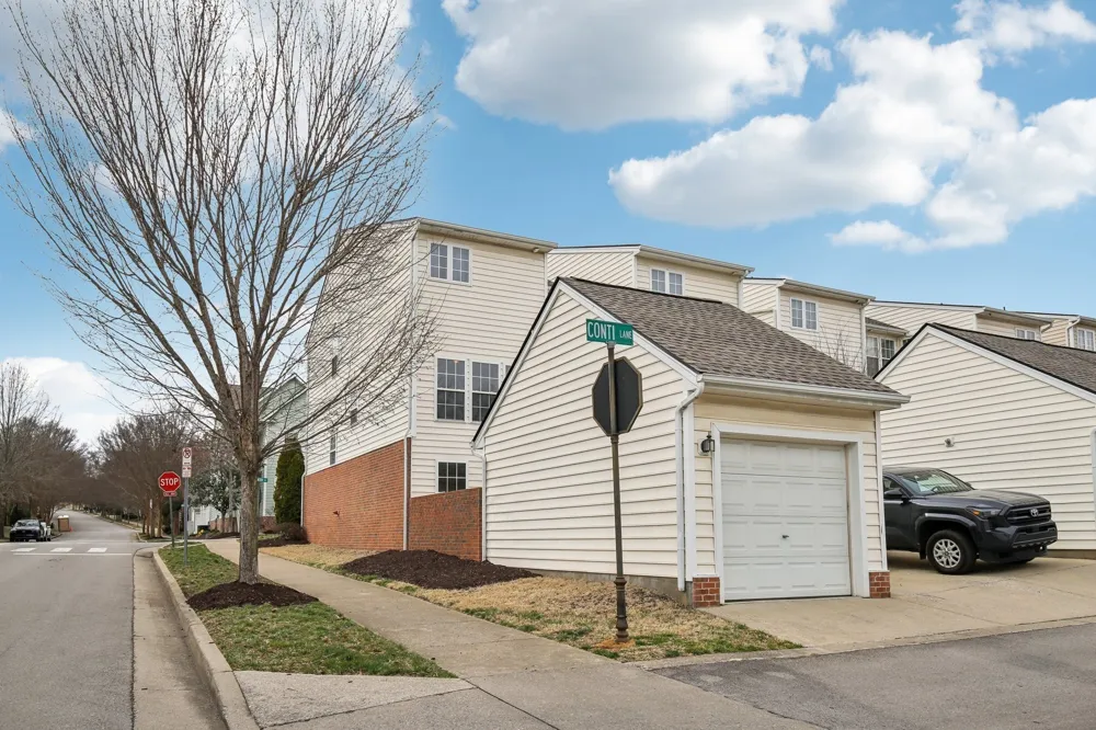 7841 Heaton Way Nashville, TN 37211