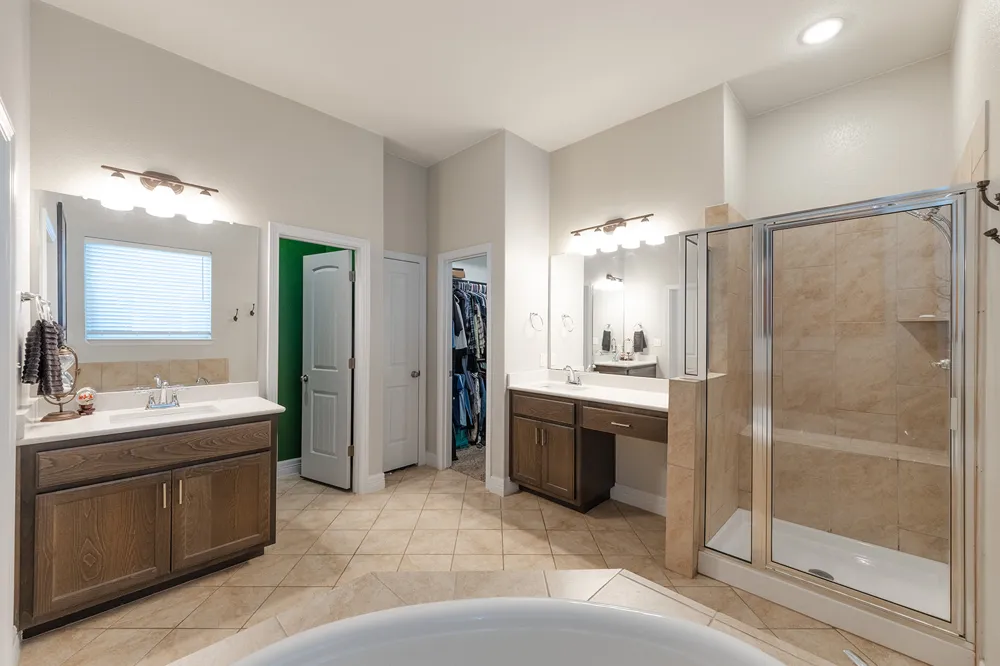 812 Heartleaf Drive Leander, TX 78641