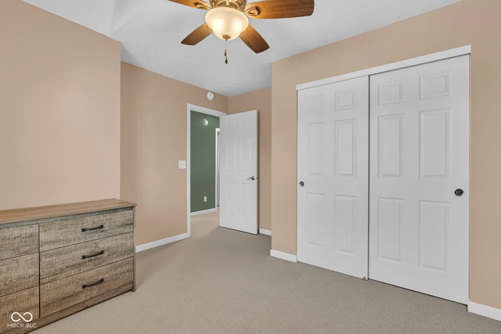216 Creekview Circle Mooresville, IN 46158