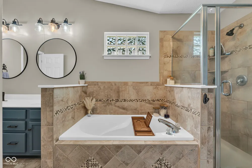 216 Creekview Circle Mooresville, IN 46158