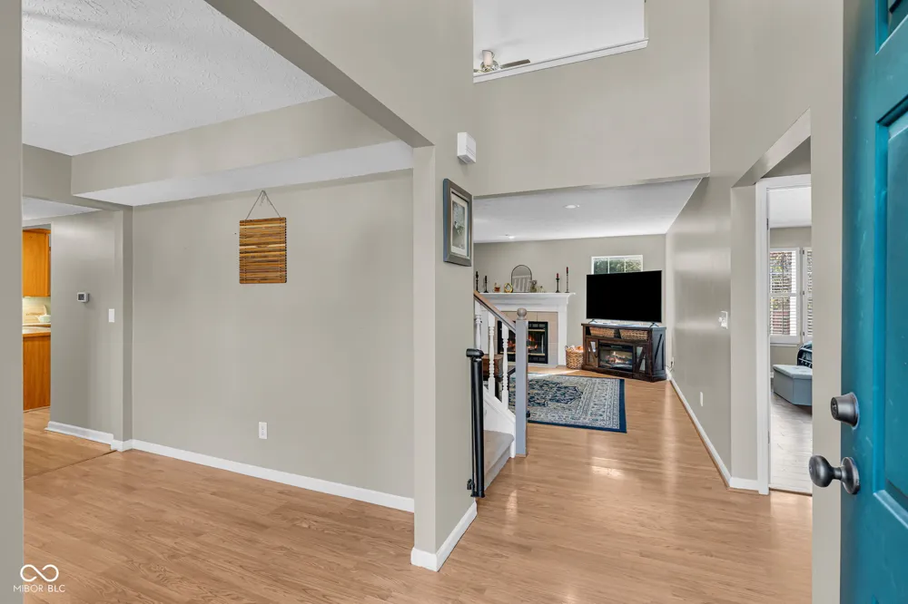 216 Creekview Circle Mooresville, IN 46158