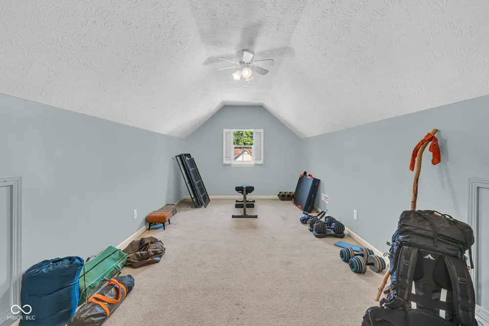 216 Creekview Circle Mooresville, IN 46158