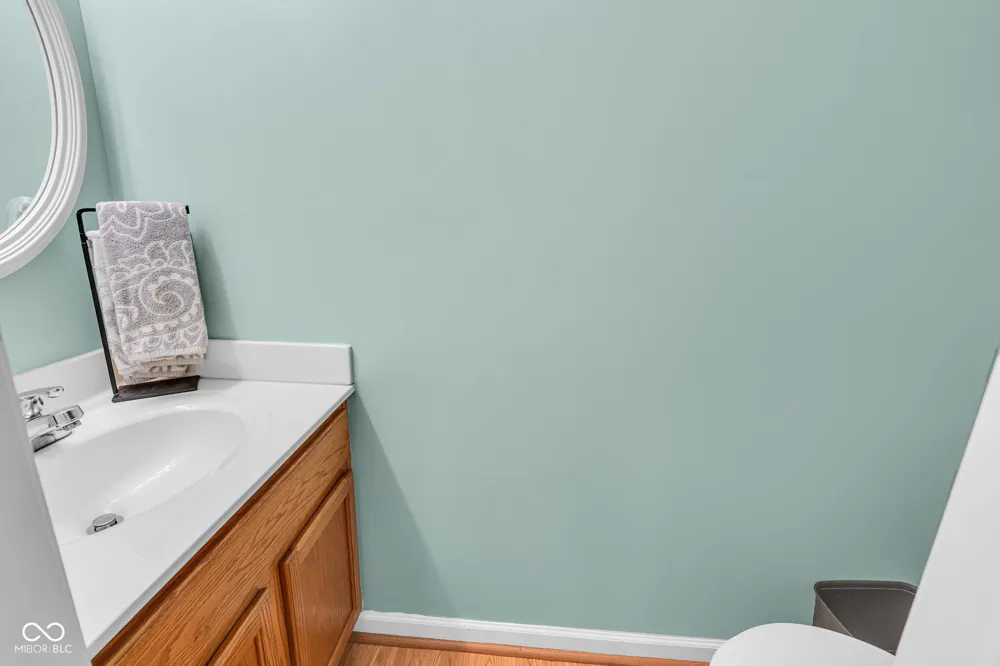 216 Creekview Circle Mooresville, IN 46158