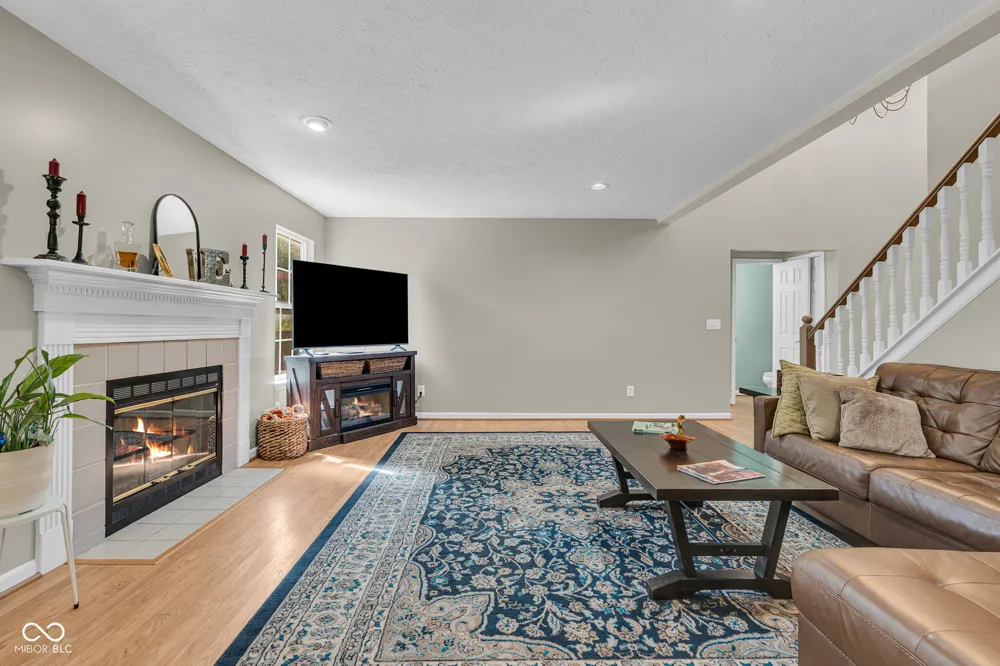216 Creekview Circle Mooresville, IN 46158