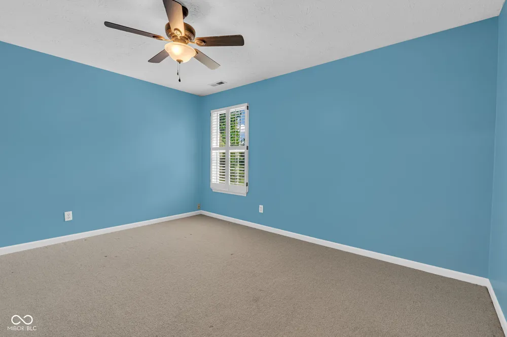 216 Creekview Circle Mooresville, IN 46158
