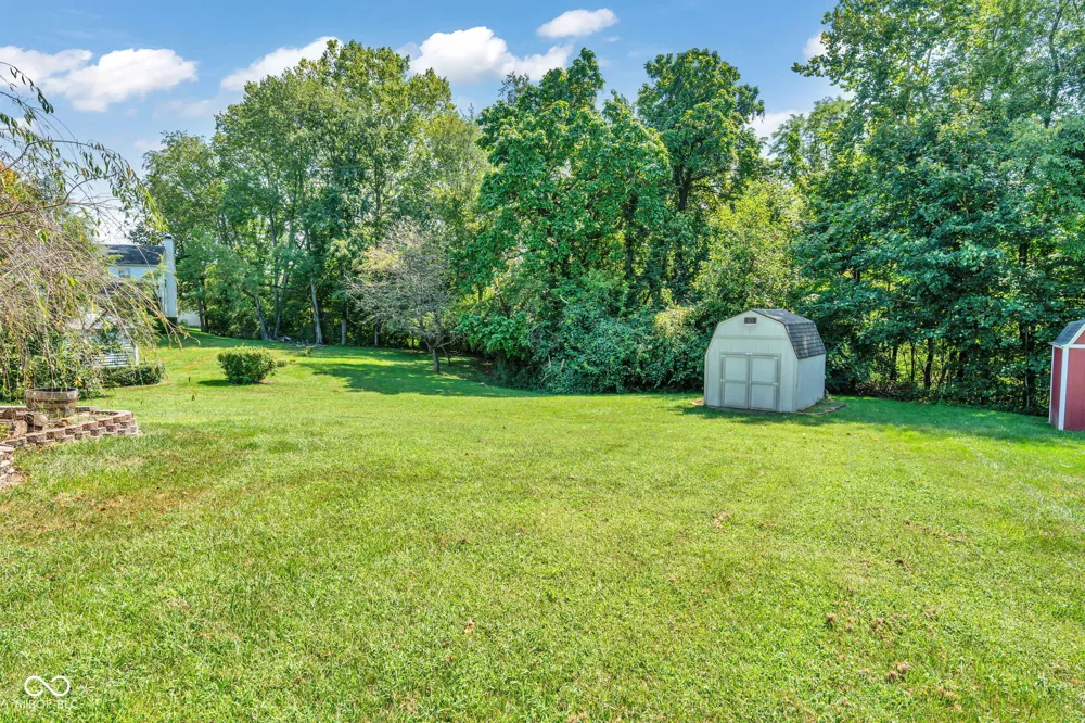 216 Creekview Circle Mooresville, IN 46158