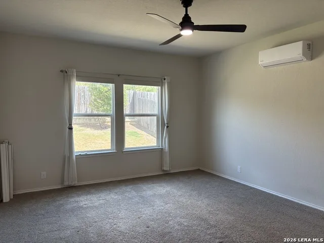 6442 Greensleeves San Antonio, TX 78252
