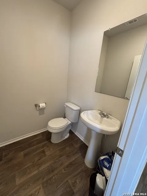 6442 Greensleeves San Antonio, TX 78252