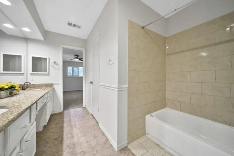 7846 Kendalia Drive Houston, TX 77036