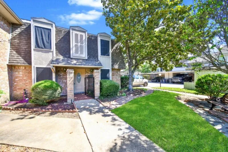7846 Kendalia Drive Houston, TX 77036