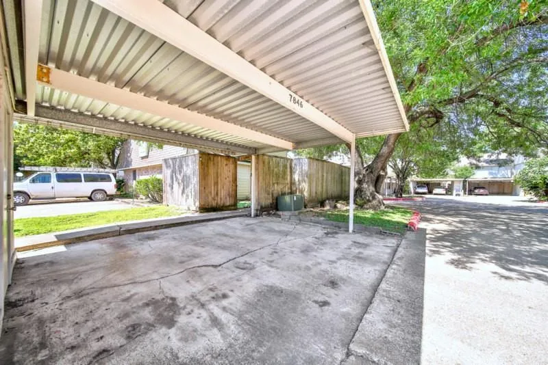 7846 Kendalia Drive Houston, TX 77036