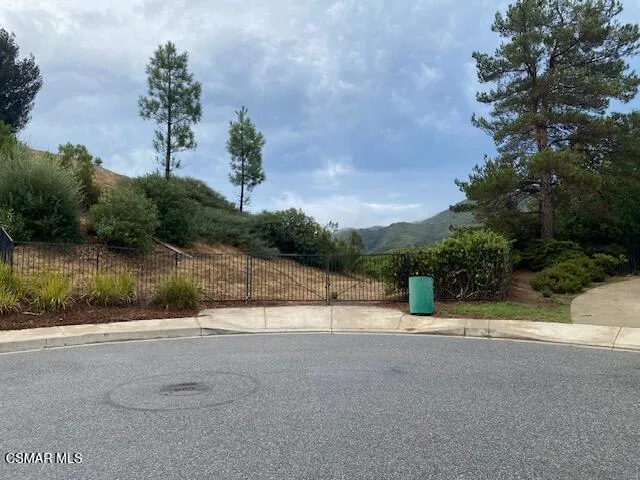 3601 Patrick Henry Place Agoura Hills, CA 91301