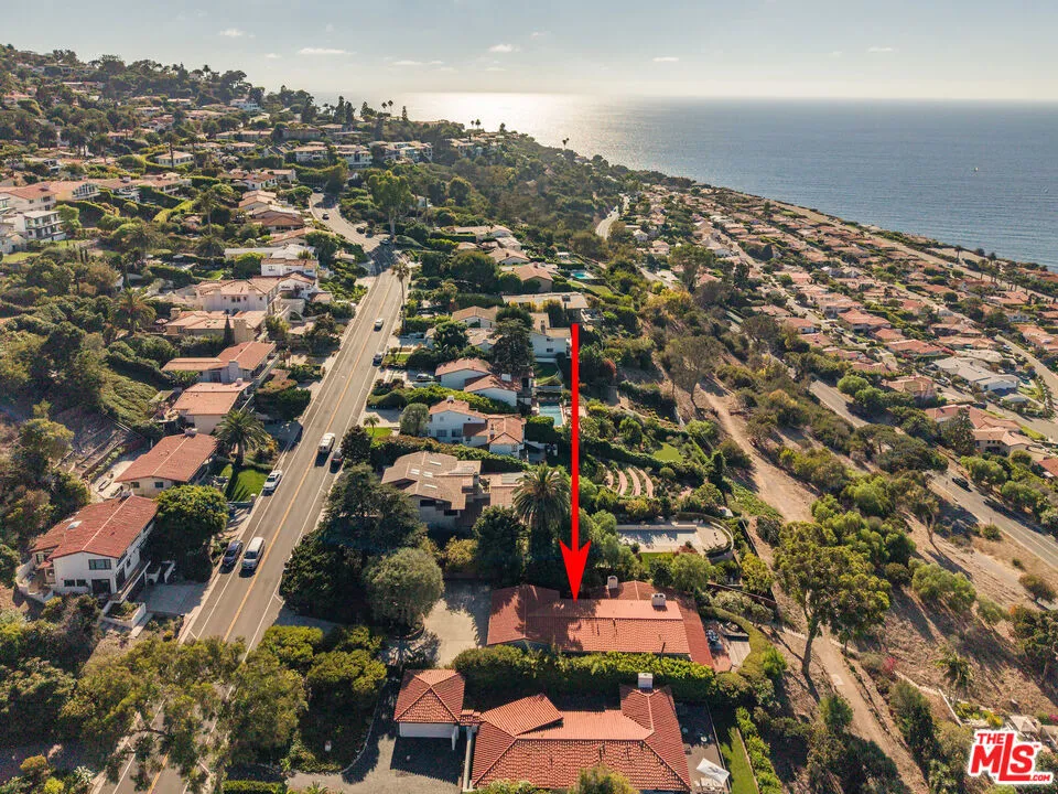 589 Via Del Monte Palos Verdes Estates, CA 90274