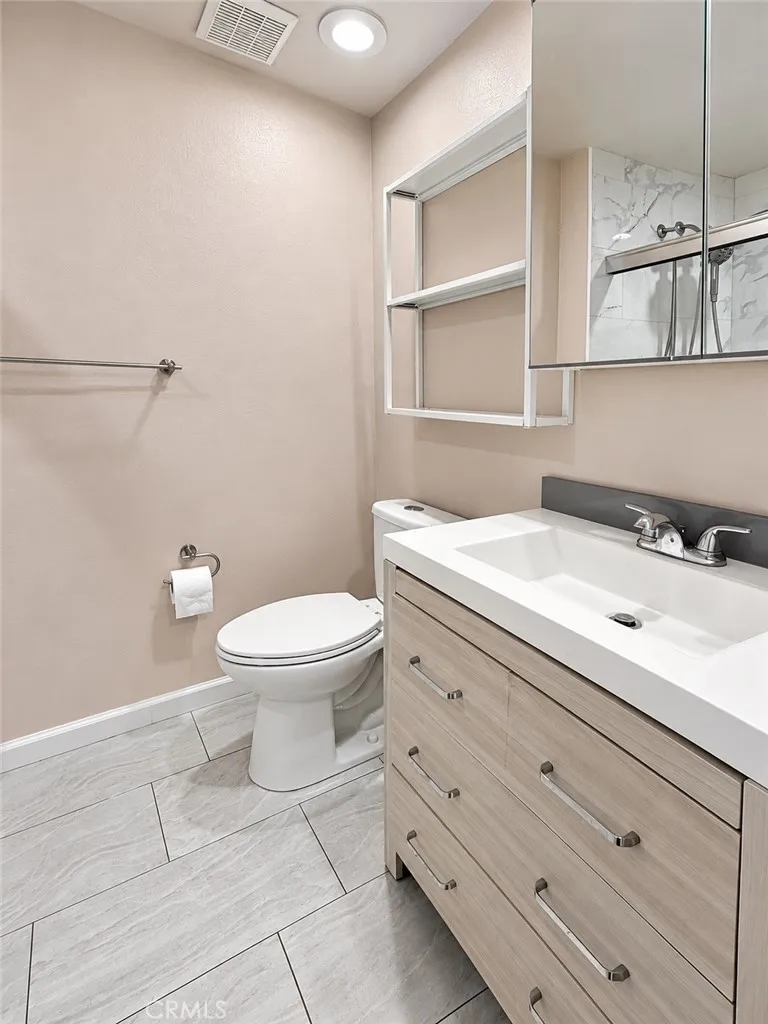 4281 Dina Court Cypress, CA 90630