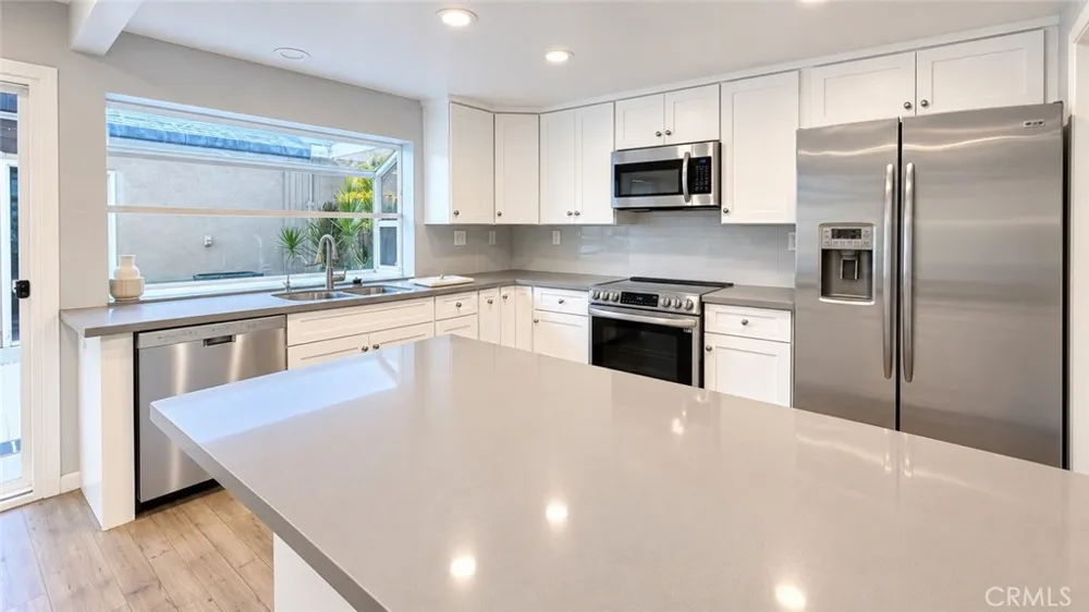 4281 Dina Court Cypress, CA 90630