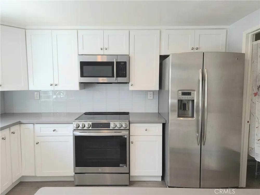 4281 Dina Court Cypress, CA 90630