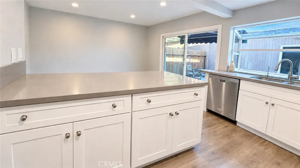 4281 Dina Court Cypress, CA 90630
