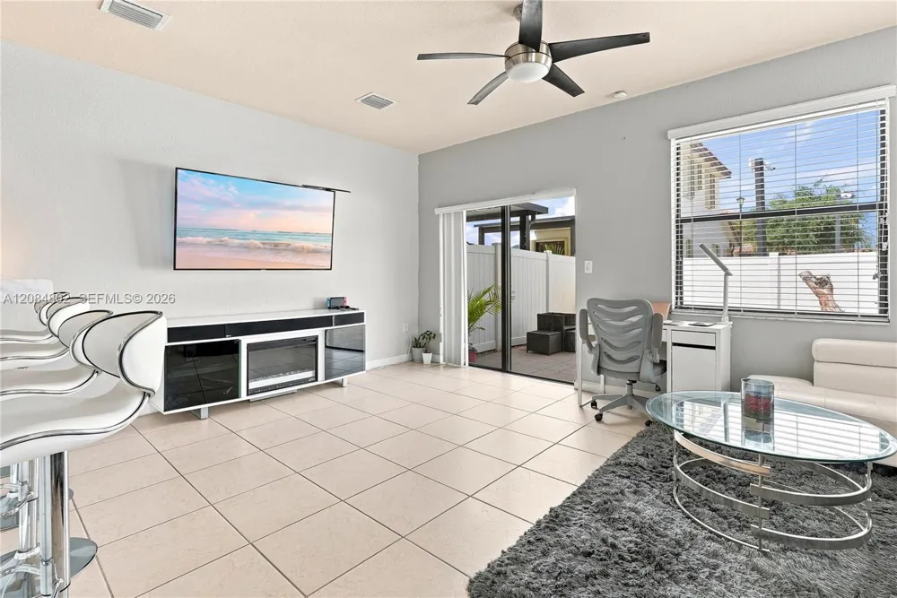 8948 W 35th Ave #8948 Hialeah, FL 33018