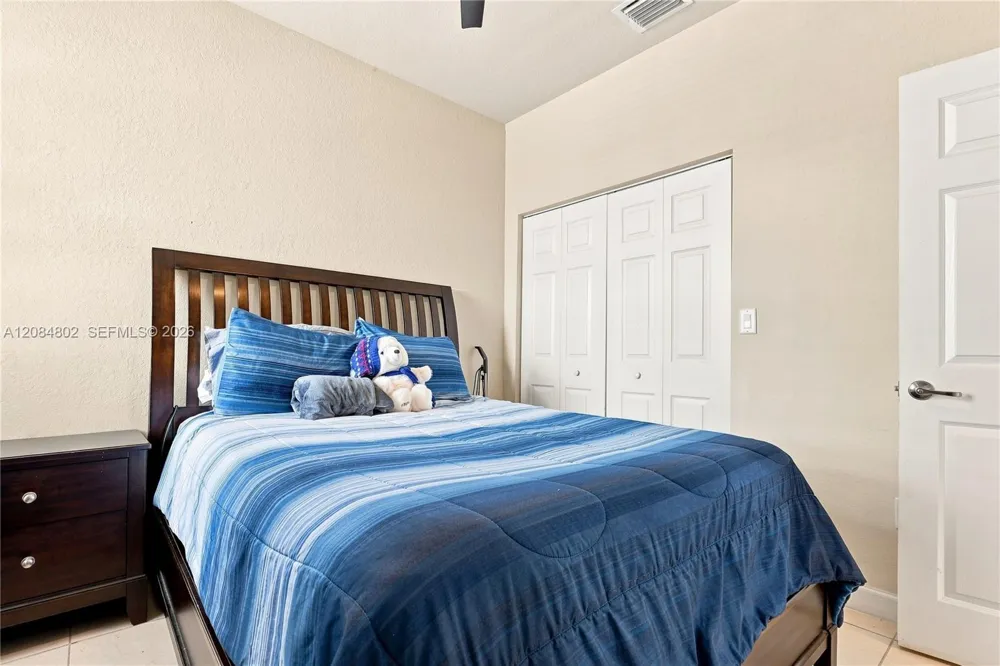 8948 W 35th Ave #8948 Hialeah, FL 33018