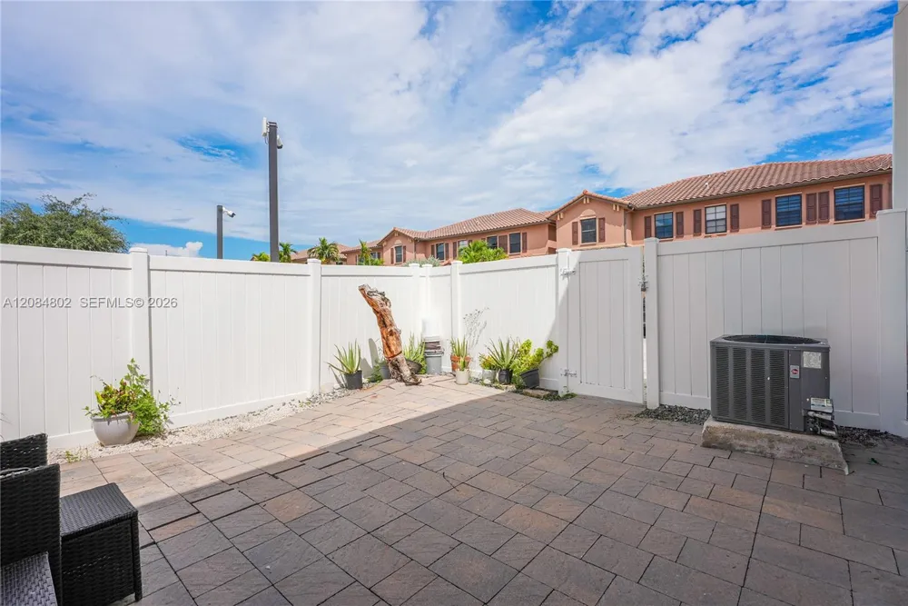 8948 W 35th Ave #8948 Hialeah, FL 33018