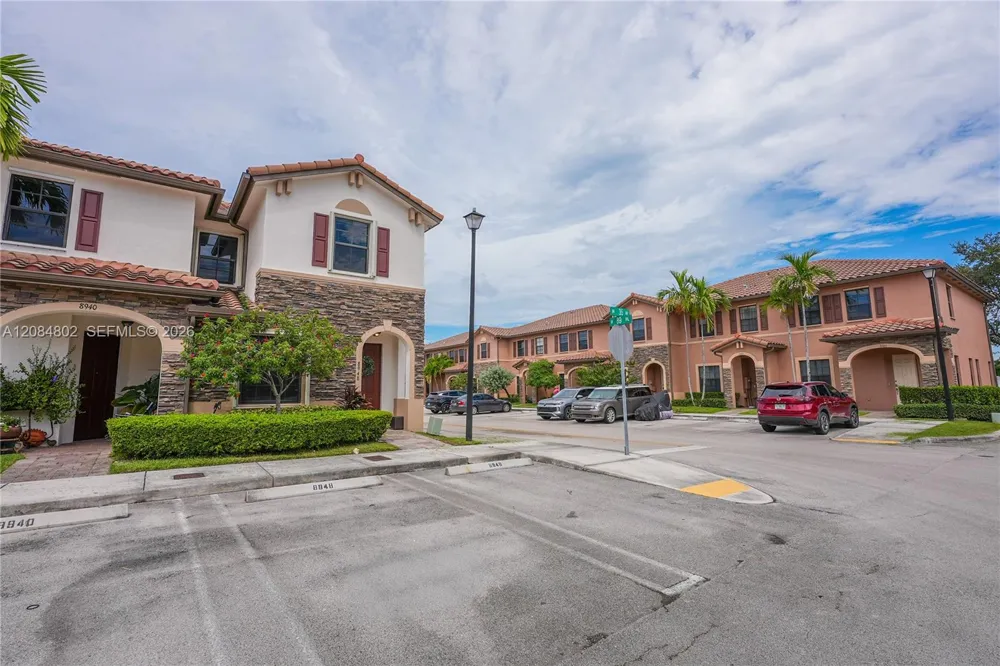 8948 W 35th Ave #8948 Hialeah, FL 33018