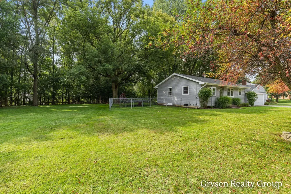 2034 Acton Road NW Grand Rapids City, MI 49504