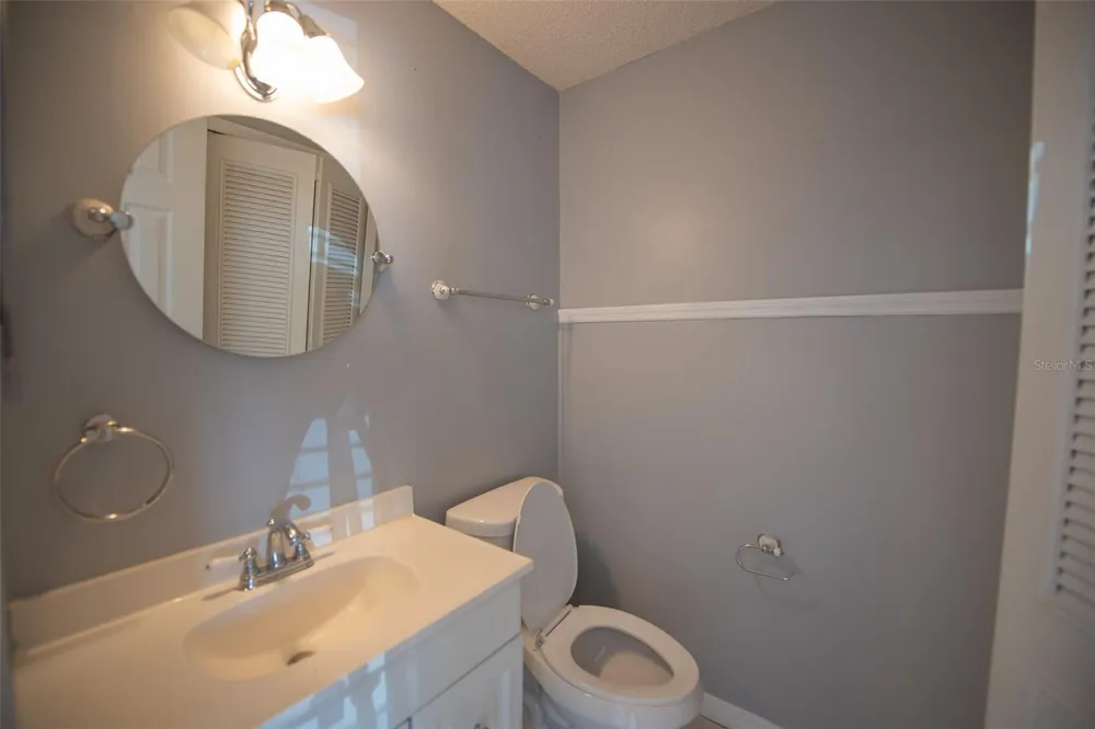 1621 SANDY POINT SQUARE #61 Orlando, FL 32807