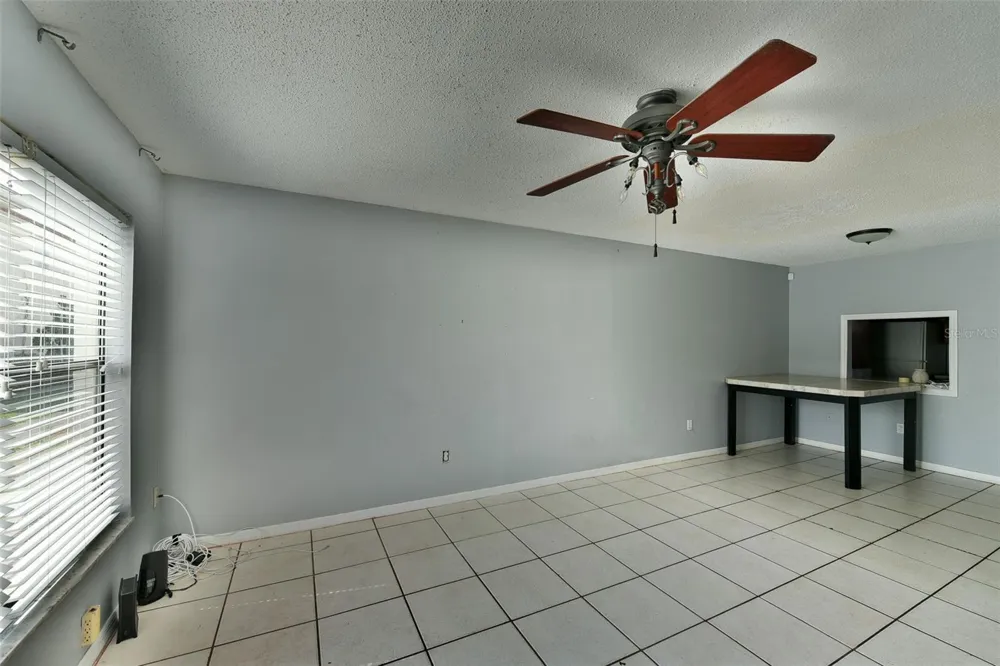 1621 SANDY POINT SQUARE #61 Orlando, FL 32807