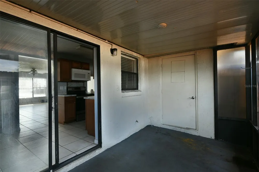 1621 SANDY POINT SQUARE #61 Orlando, FL 32807