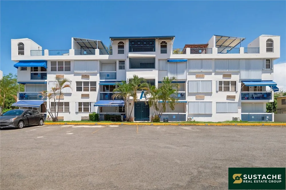 1 CALLE CHARLIE #A-303 Loiza, PR 00772