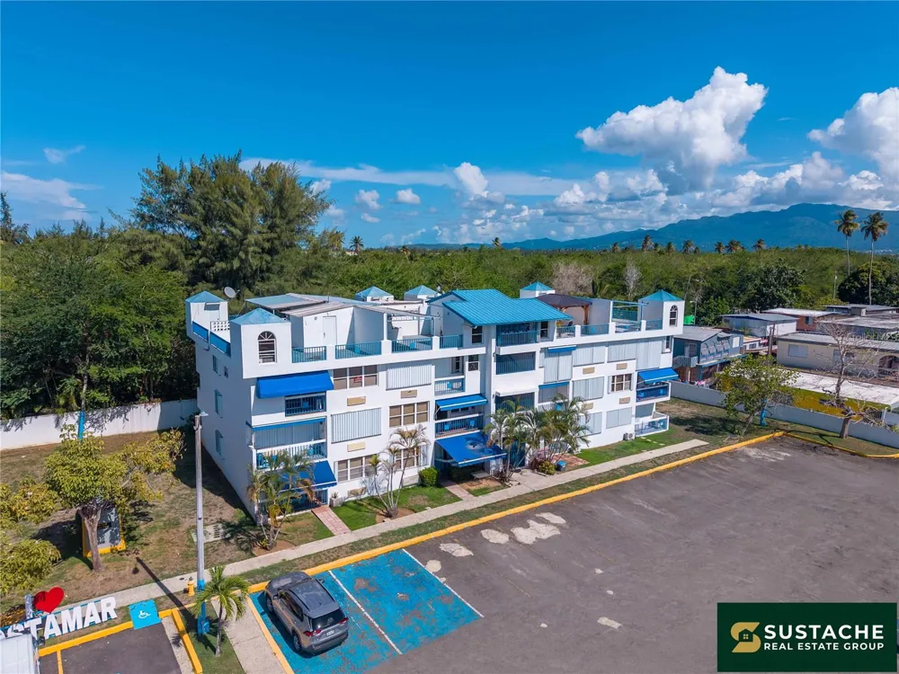 1 CALLE CHARLIE #A-303 Loiza, PR 00772