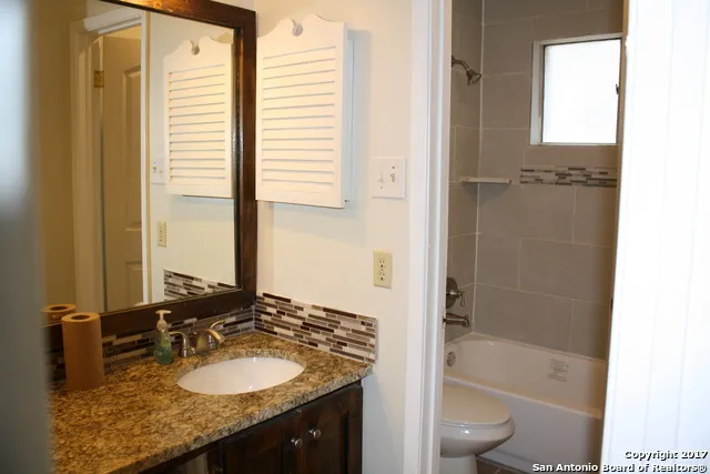 4922 Brookhead Ln Schertz, TX 78108
