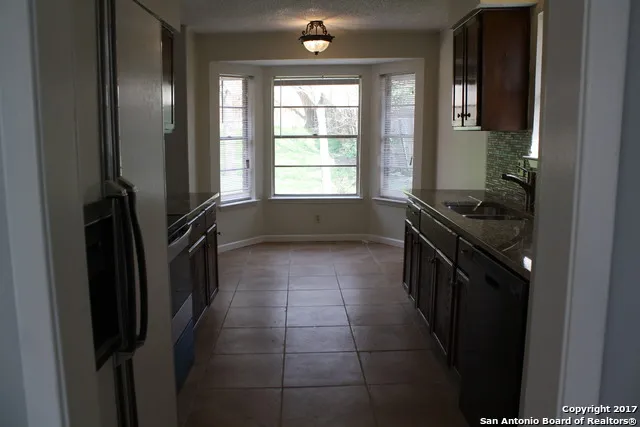 4922 Brookhead Ln Schertz, TX 78108