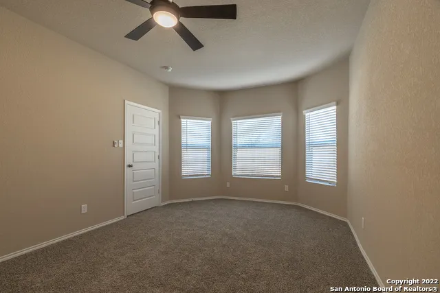 2416 Marty Way Seguin, TX 78155