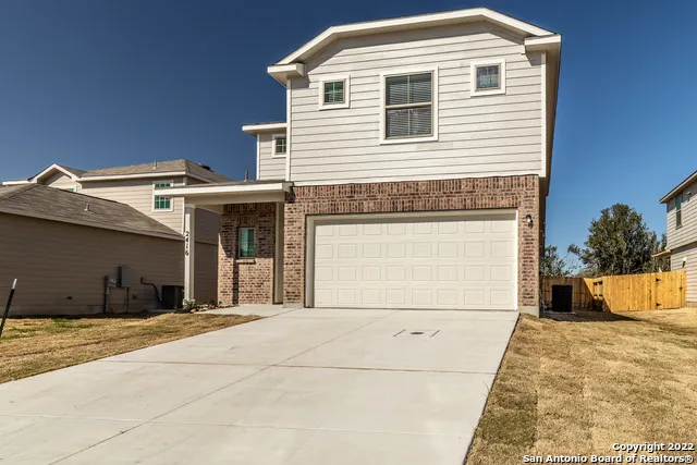 2416 Marty Way Seguin, TX 78155