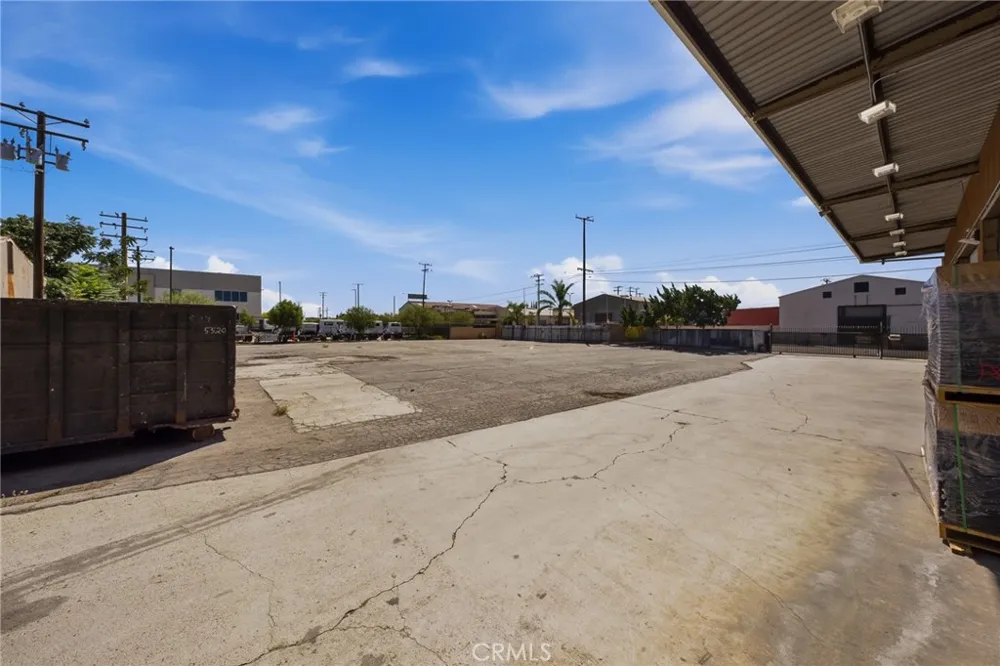 1084 E 1st Pomona, CA 91766
